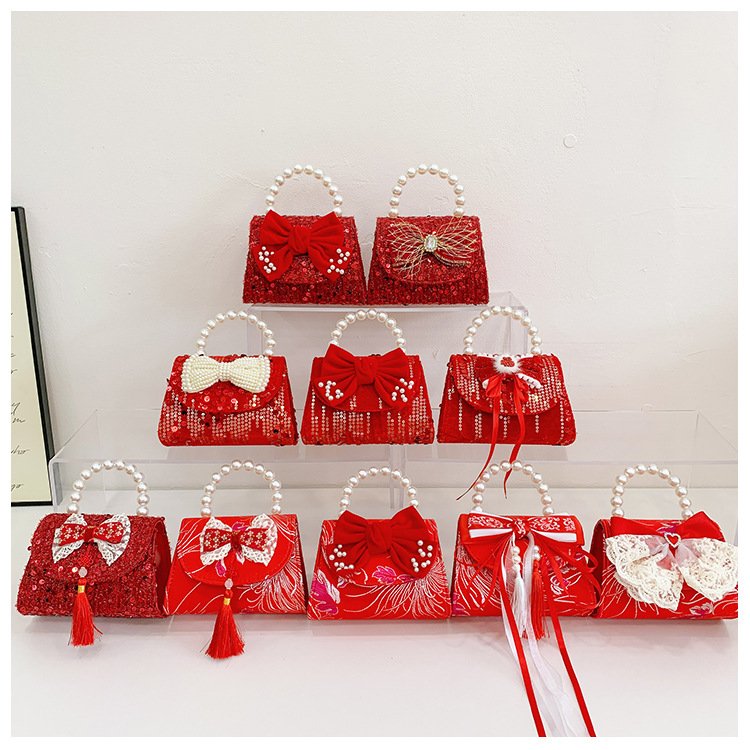 Charming Pearl Handbag For Little Girls
